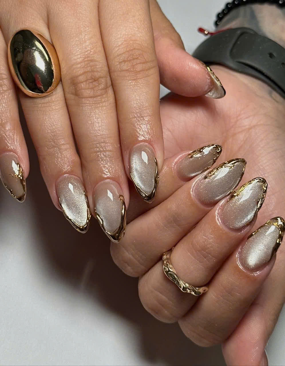 Champagne Gold Chrome Press-On Nails – Luxury Metallic Almond Nails | Nailvera